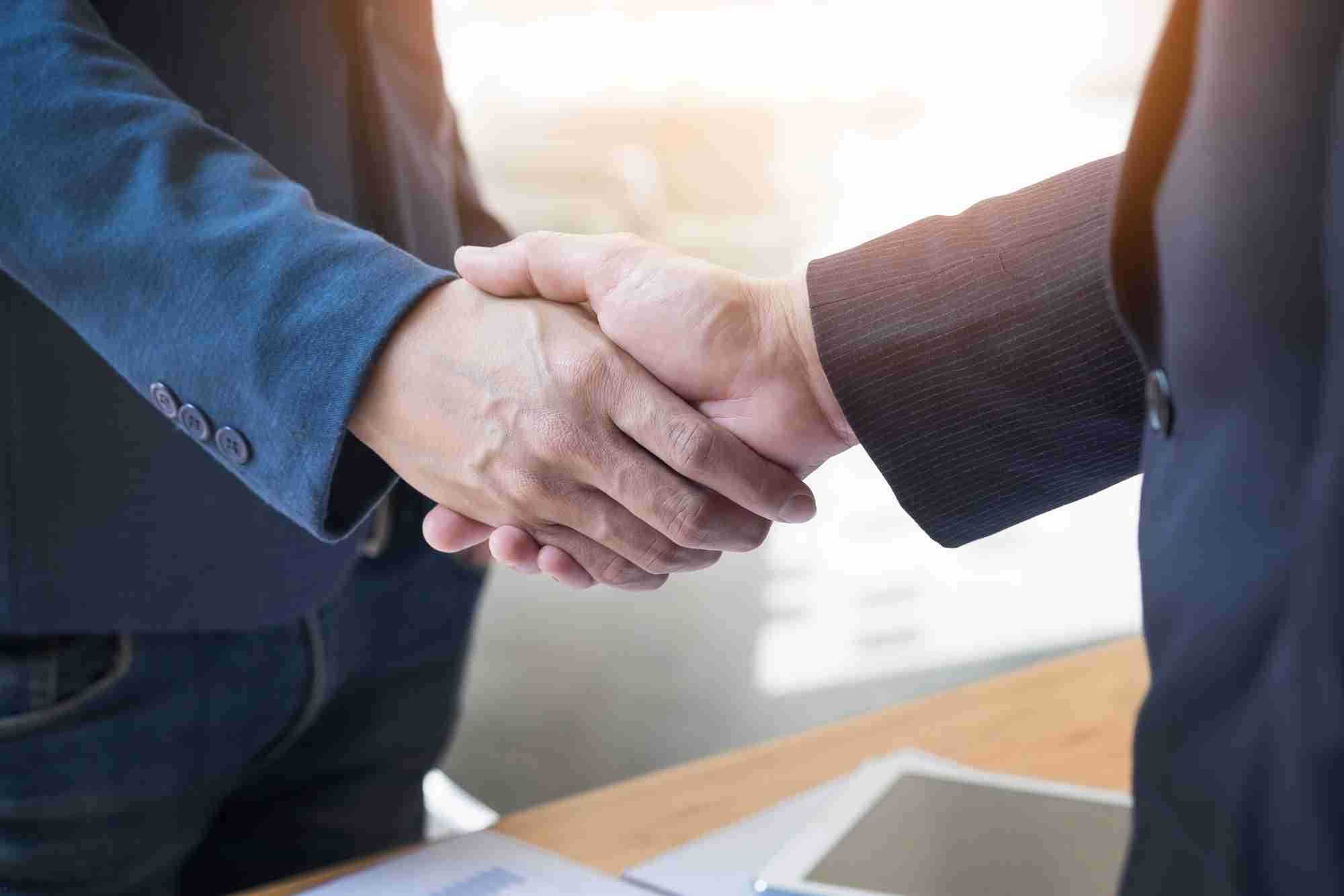 How To Introduce Yourself In An Interview?